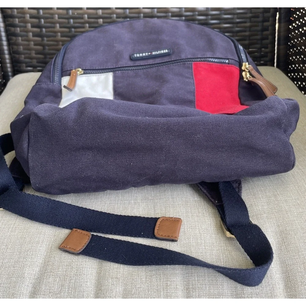 Tommy Hilfiger Sturdy Canvas Backpack Flag Motif Preppy Small Laptop Compatible